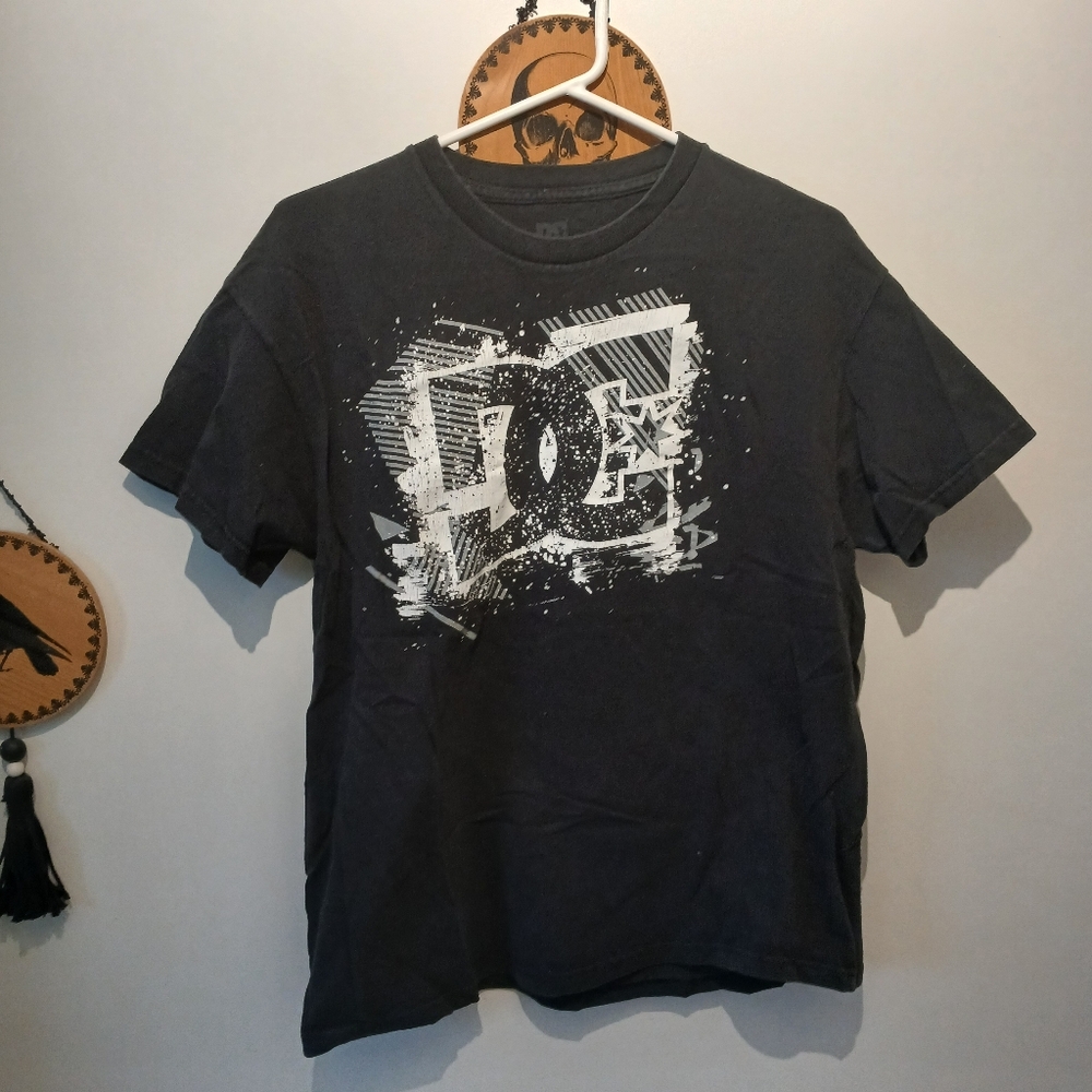 DC Men's Black Graphic T-Shirt
